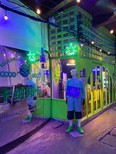 CANABANGKA CHINATOWN ( Cafe & Dispensary )