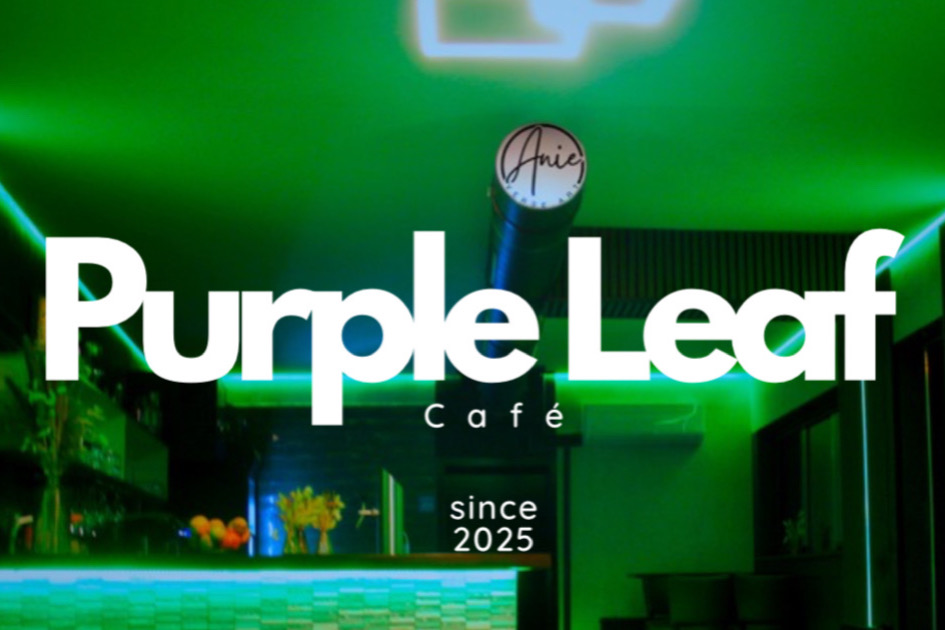 Purple Leaf Café